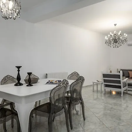 Eraora Lofts & Kefalonia Lakithra